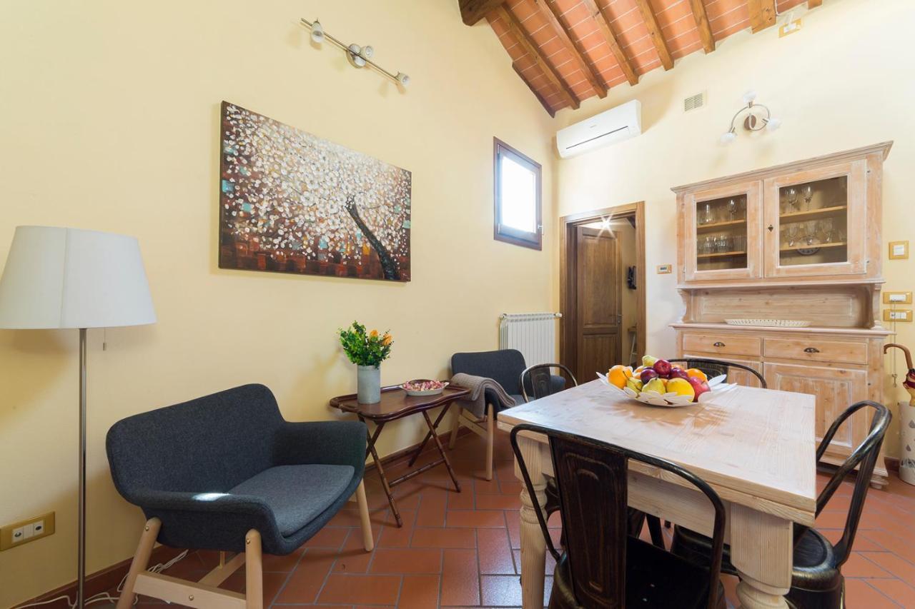 Mercato 2 Bedrooms Appartement *
